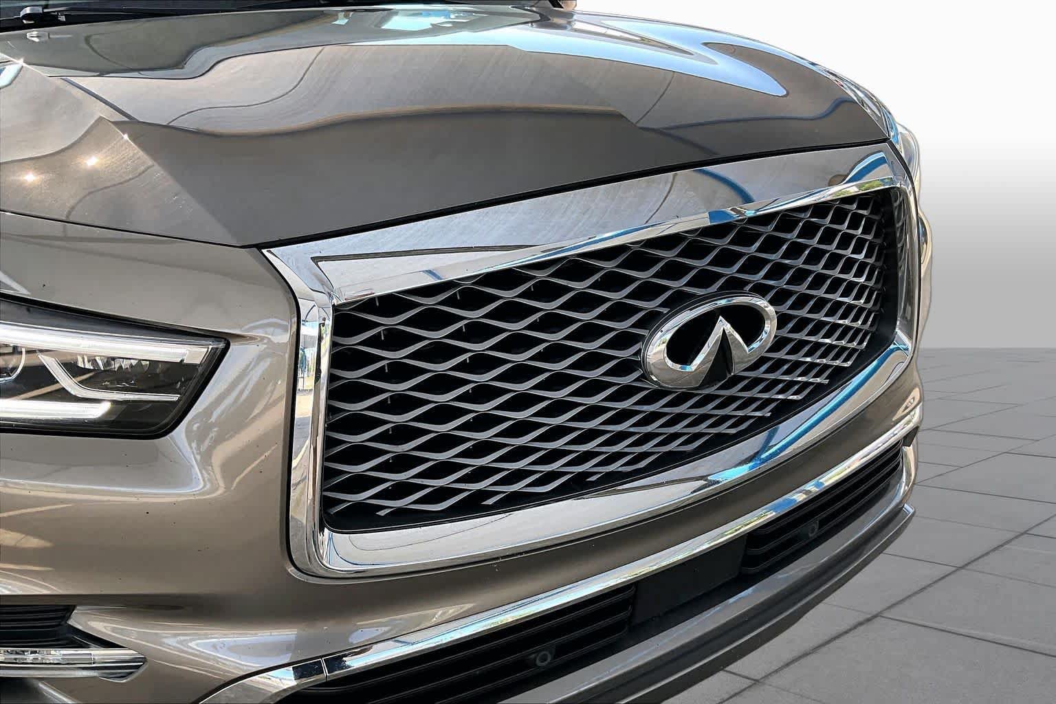 Used 2019 INFINITI QX80 Luxe AWD/4WD image 28