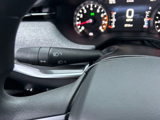 Used 2025 Jeep Compass Sport image 14