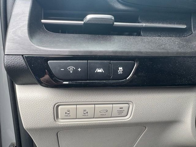 Used 2022 Kia Carnival SX image 21