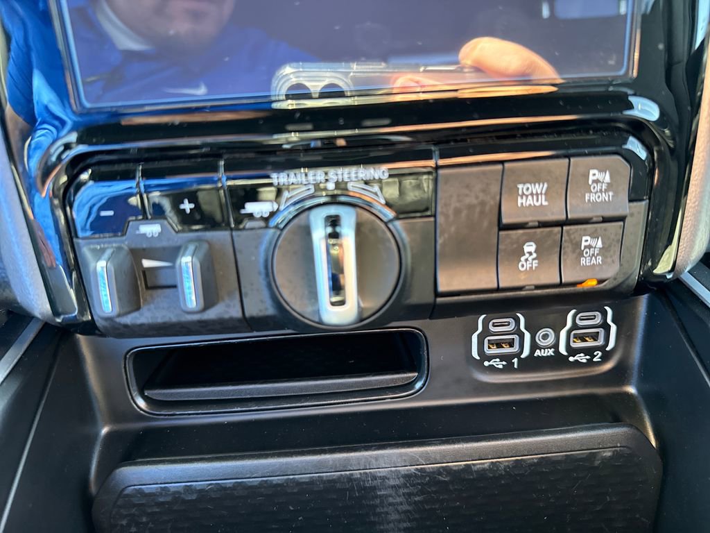 Used 2023 RAM 1500 Big Horn AWD/4WD image 11