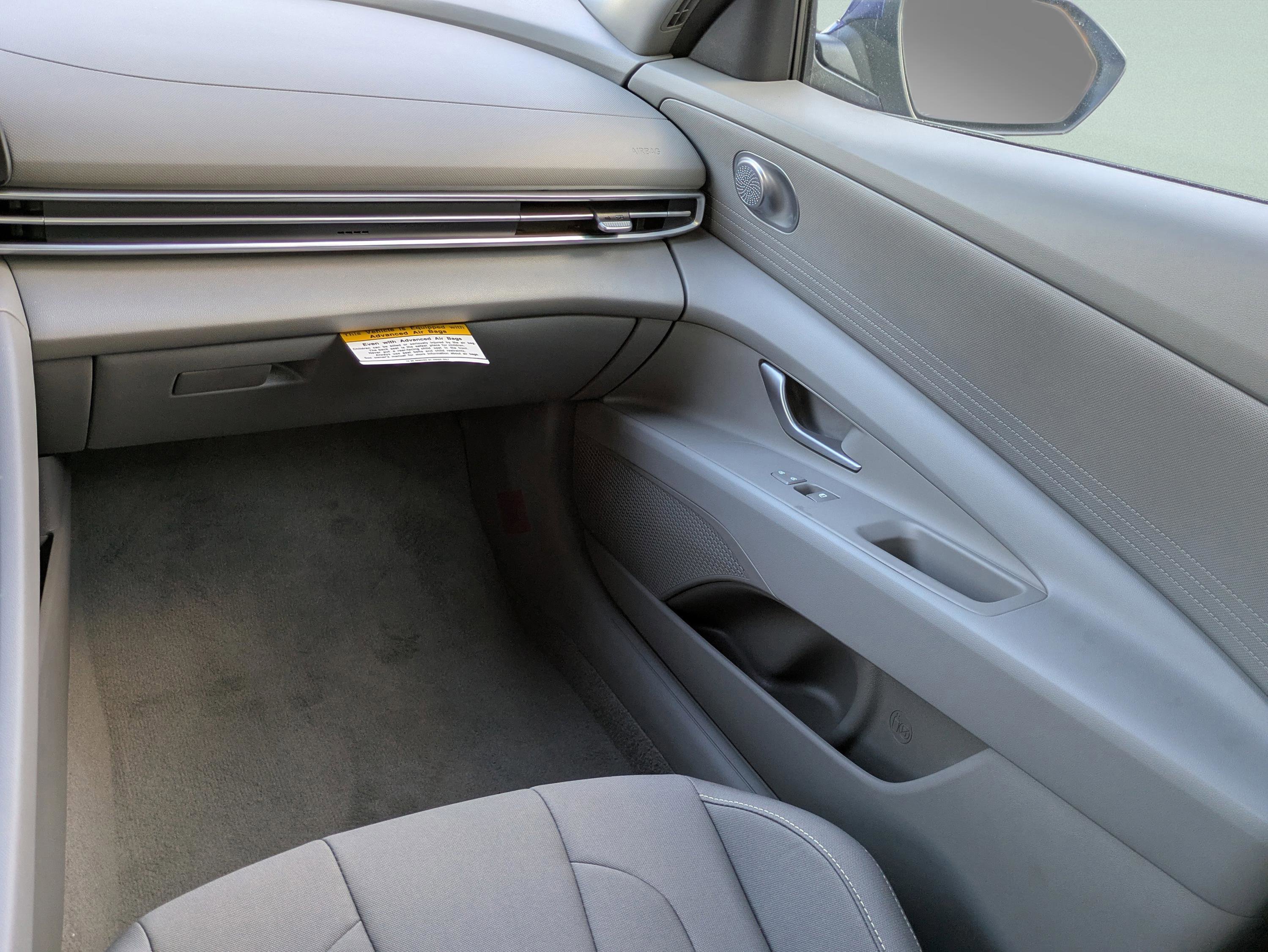 New 2026 Hyundai Elantra Blue image 19