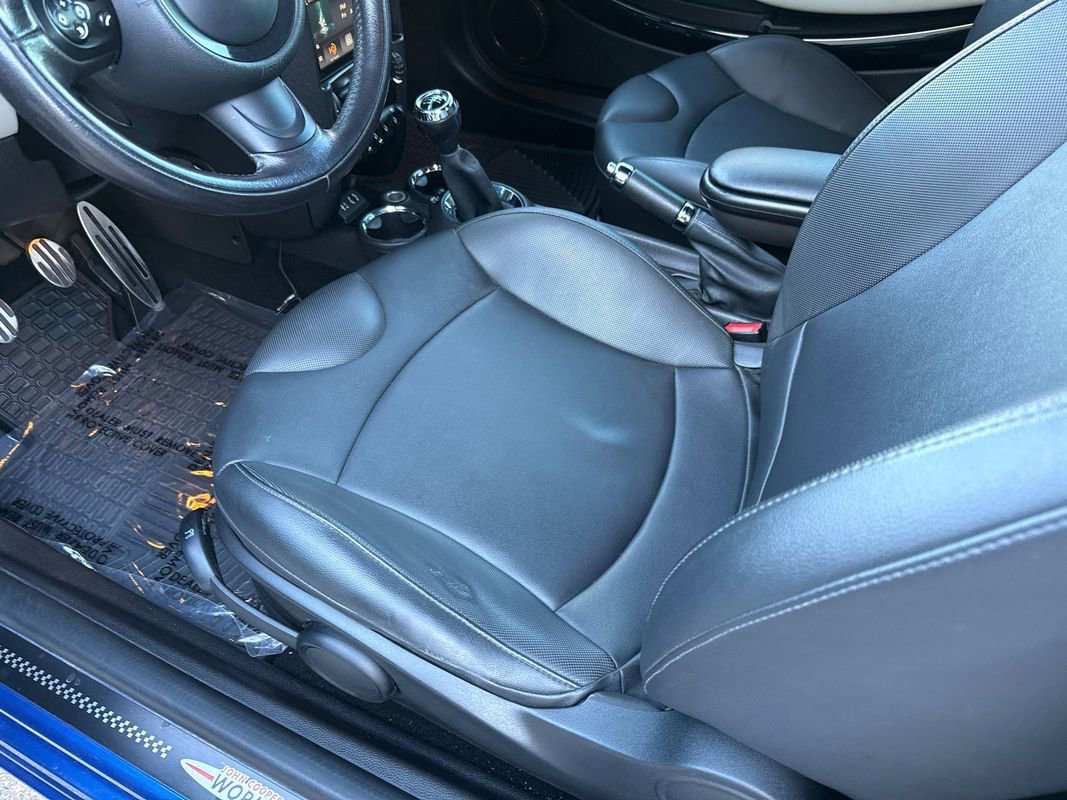 Used 2019 MINI Cooper S image 25