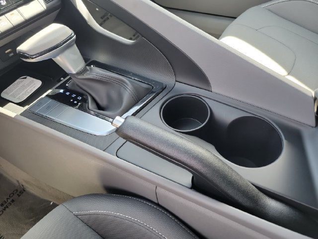 New 2026 Hyundai Elantra Sport FWD image 14