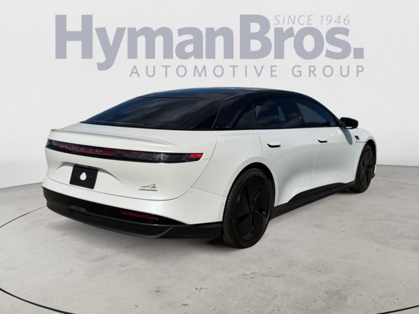 Used 2025 Lucid Air Grand Touring AWD/4WD image 3