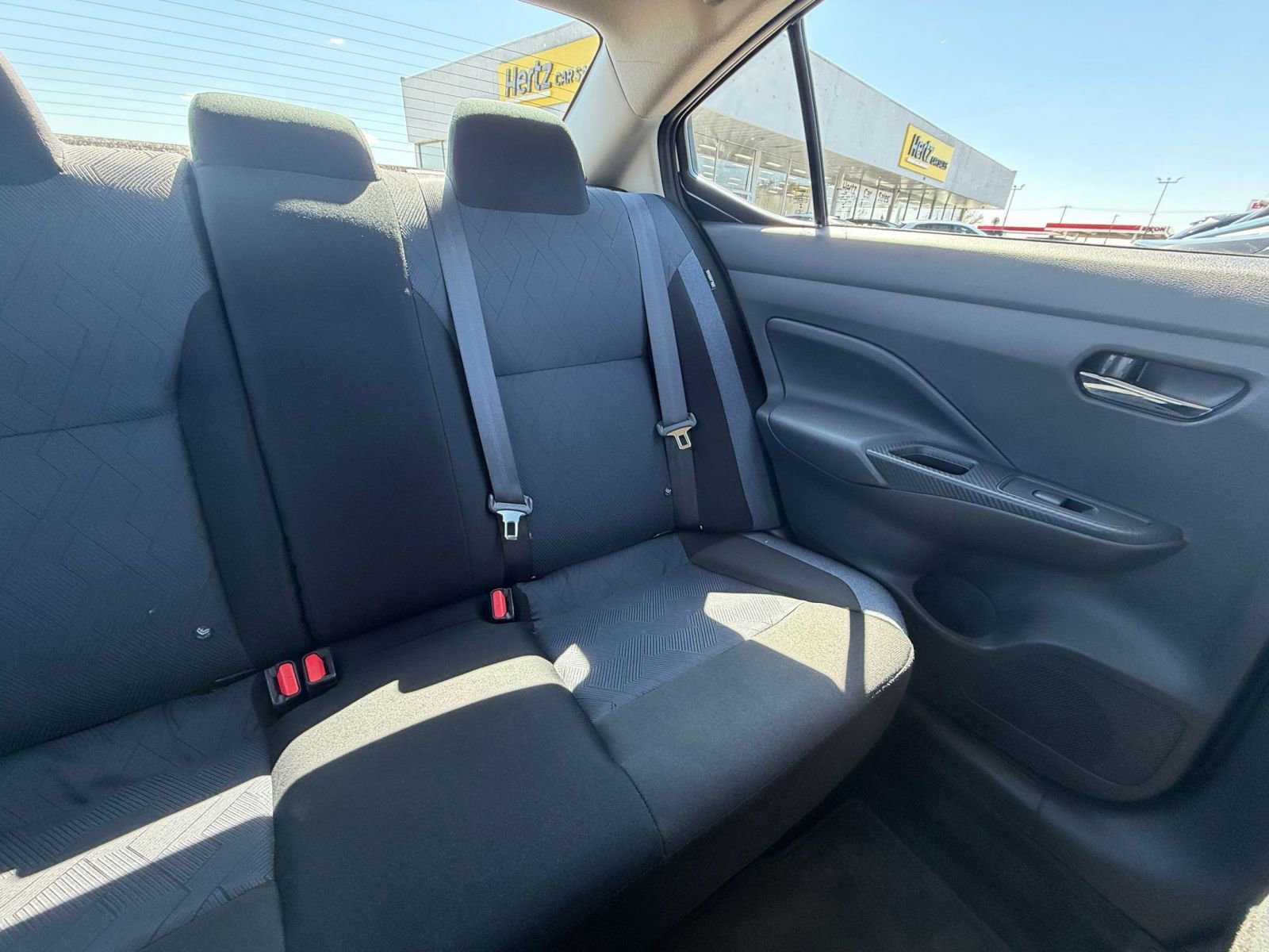 Used 2025 Nissan Versa SV image 39