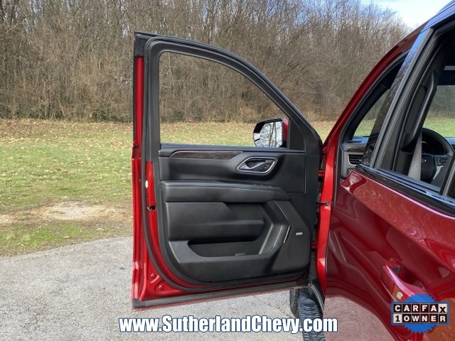 Certified 2024 Chevrolet Tahoe Z71 w/ Luxury Package image 13