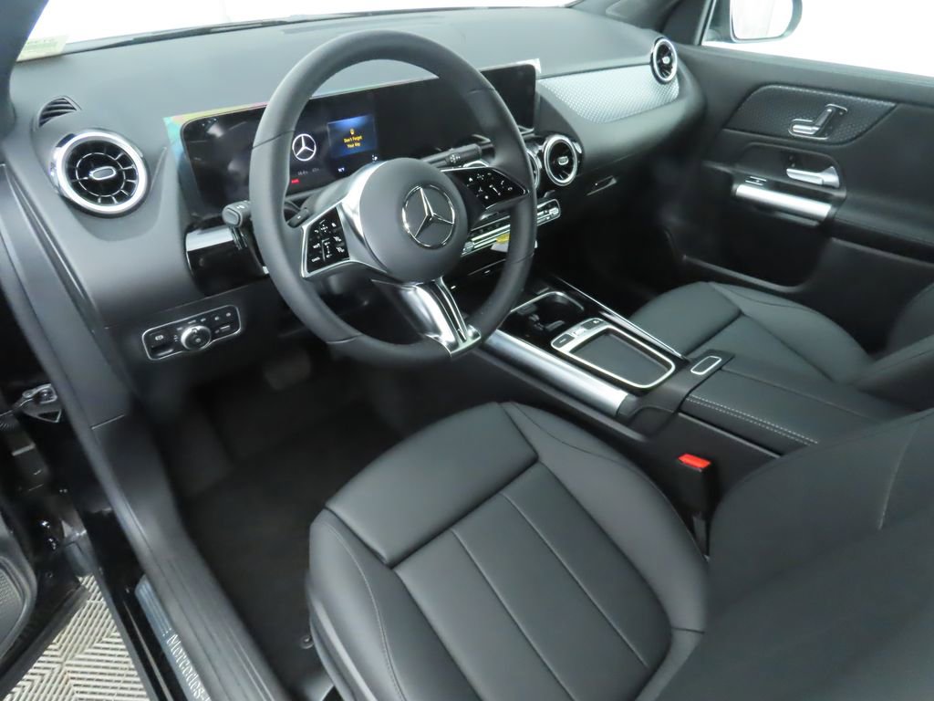 Certified 2025 Mercedes-Benz GLA 250 image 9