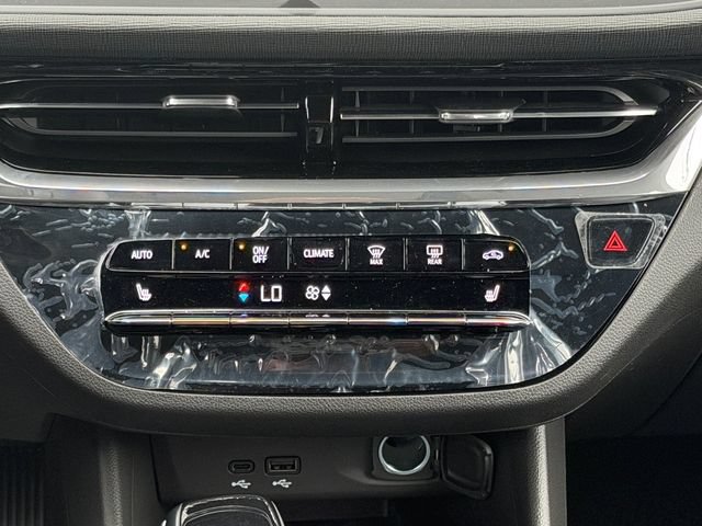 New 2026 Buick Envista Avenir FWD image 18