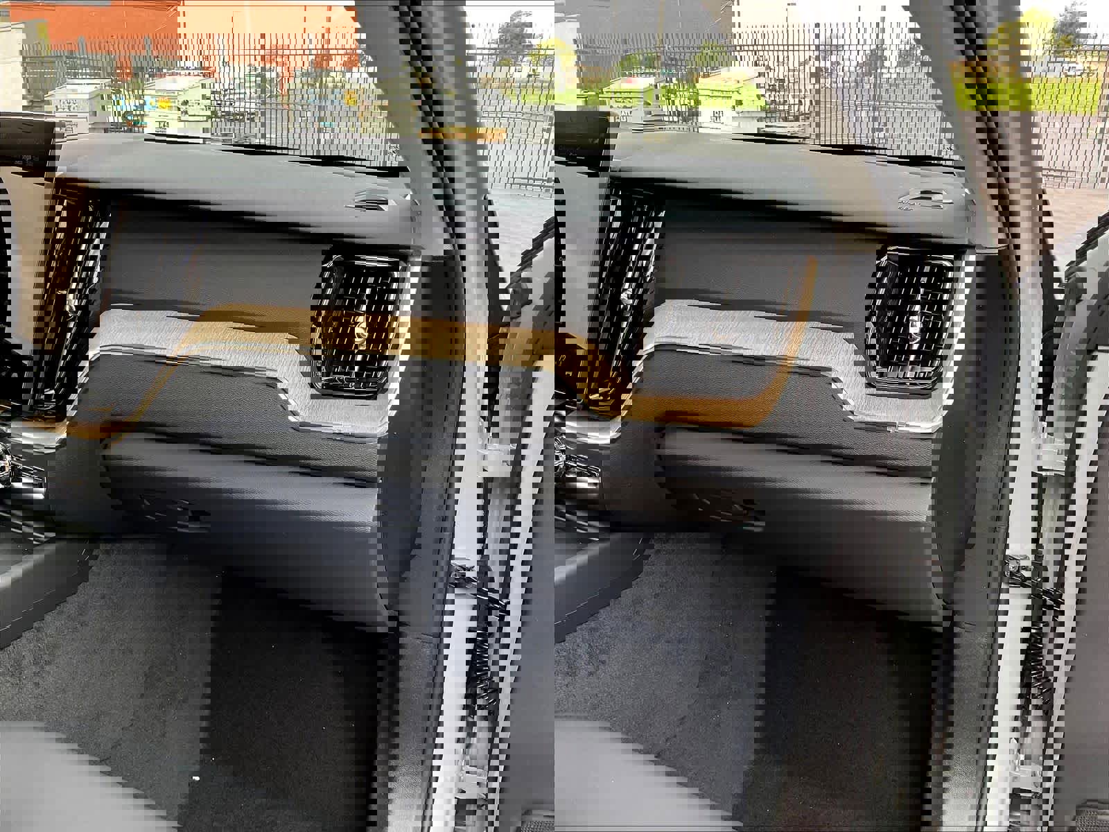 New 2026 Volvo XC60 T8 Plus w/ Climate Package image 28