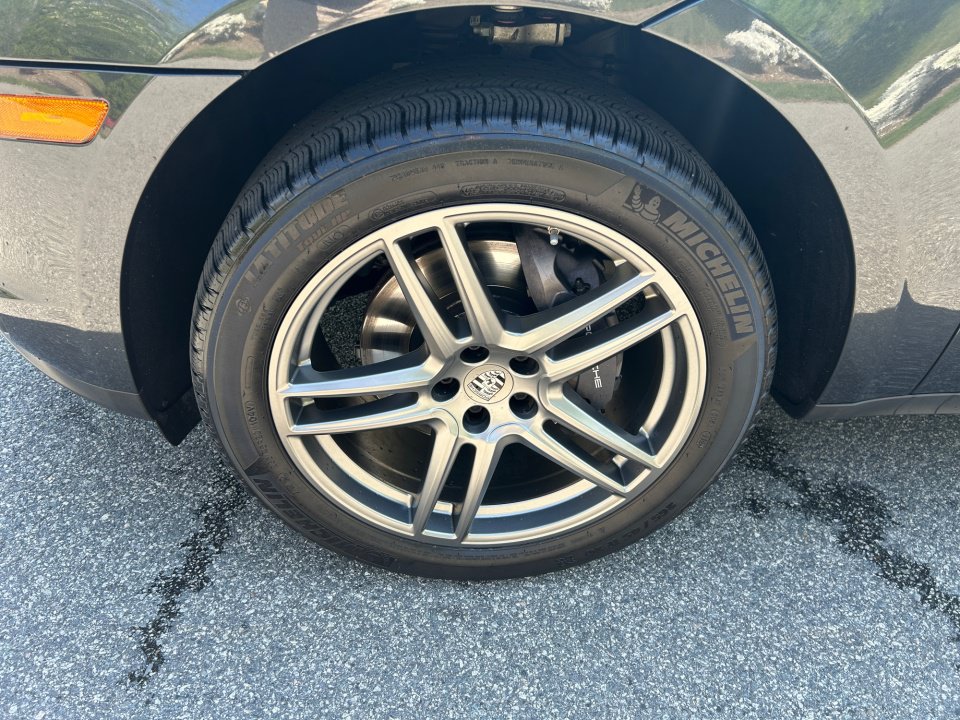 Used 2021 Porsche Macan AWD/4WD image 27