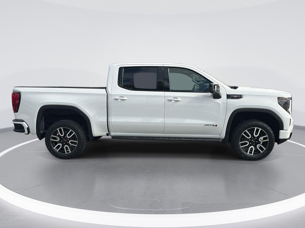 Used 2024 GMC Sierra 1500 AT4 w/ Technology Package AWD/4WD image 3