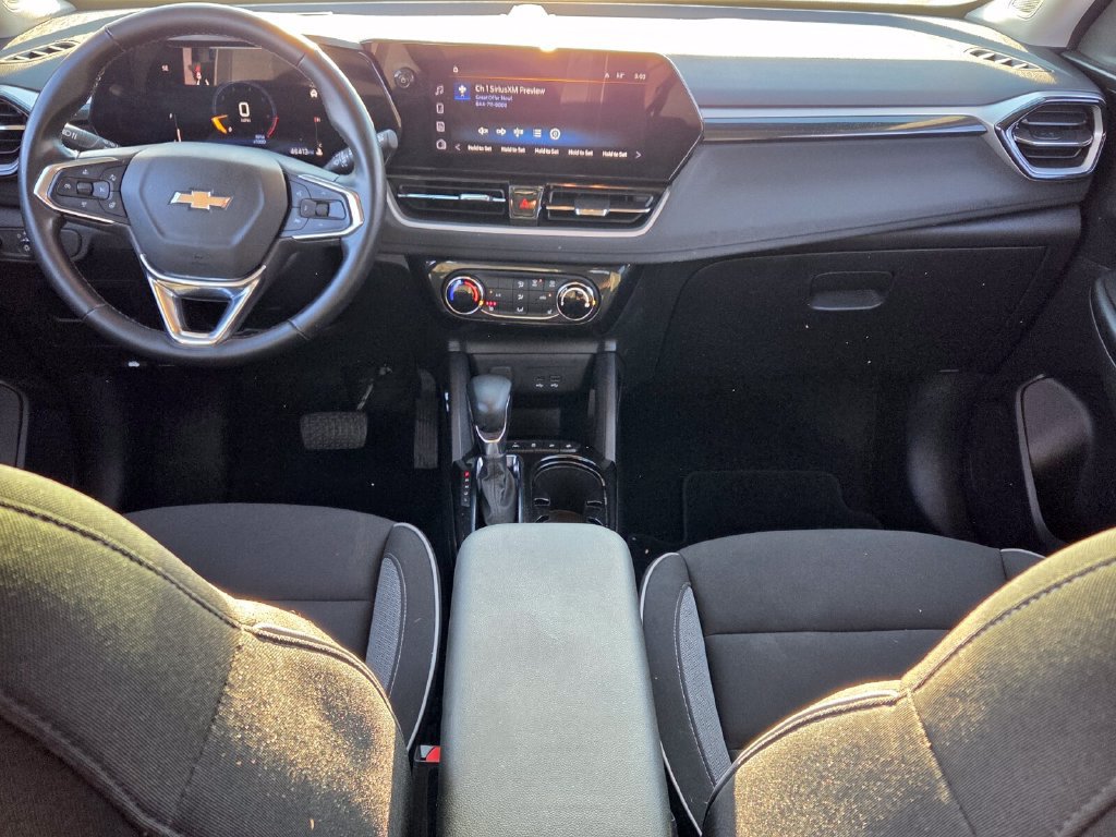 Certified 2024 Chevrolet TrailBlazer LT w/ LT Cold Weather Package FWD image 6