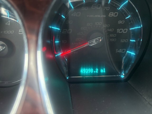 Used 2011 Ford Taurus SEL w/ 201A Rapid Spec Order Code image 29