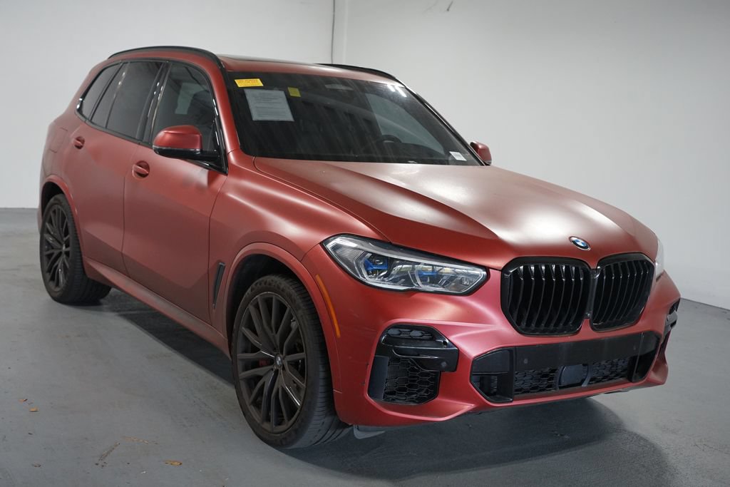 Used 2022 BMW X5 M50i w/ Executive Package AWD/4WD image 3