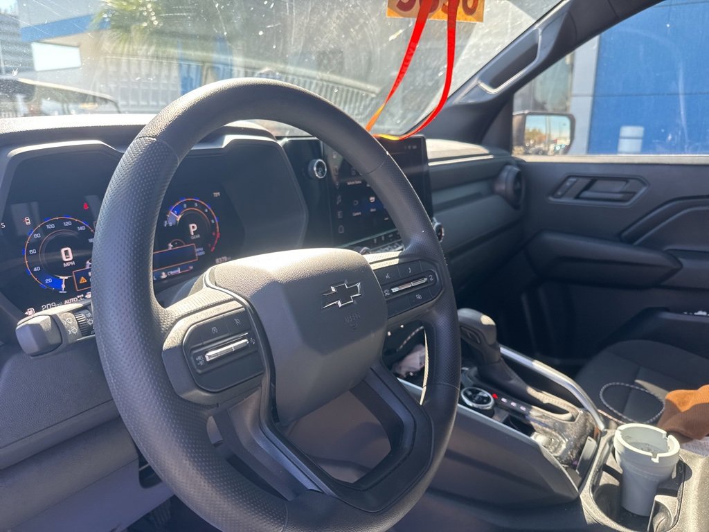 Used 2024 Chevrolet Colorado Trail Boss w/ Technology Package image 10