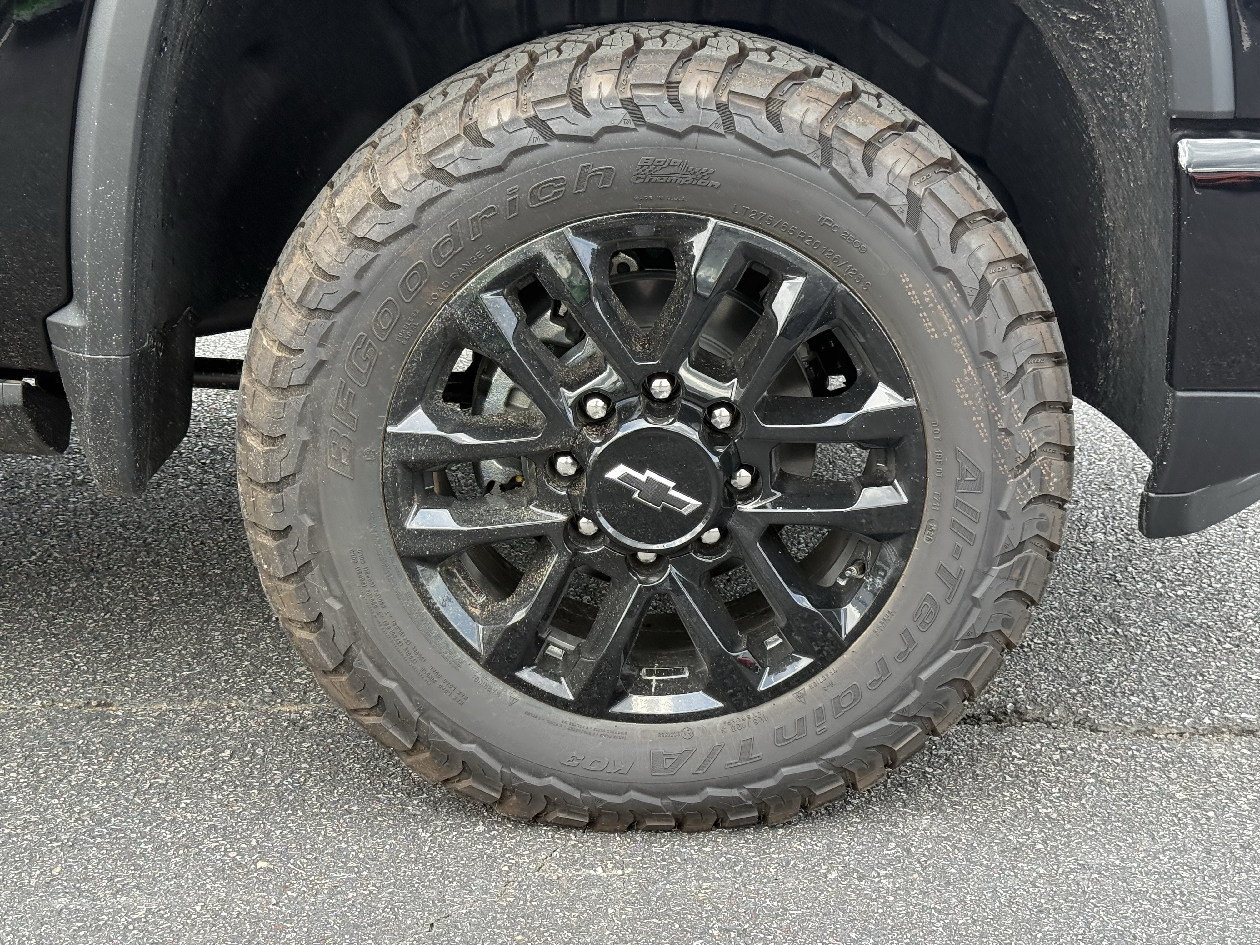 New 2026 Chevrolet Silverado 2500 High Country w/ Midnight Edition AWD/4WD image 13