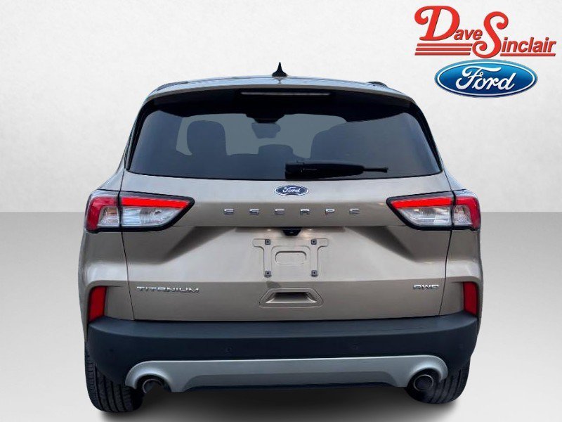 Used 2021 Ford Escape Titanium image 8