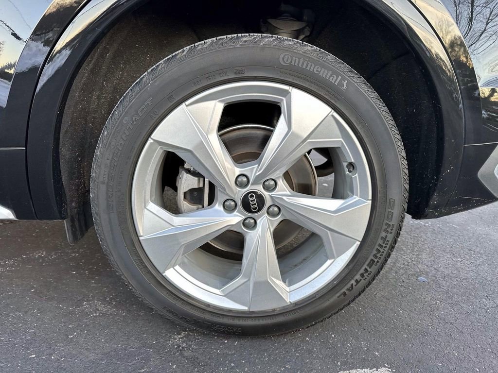 Used 2023 Audi Q5 2.0T Premium Plus w/ Premium Plus Package image 10