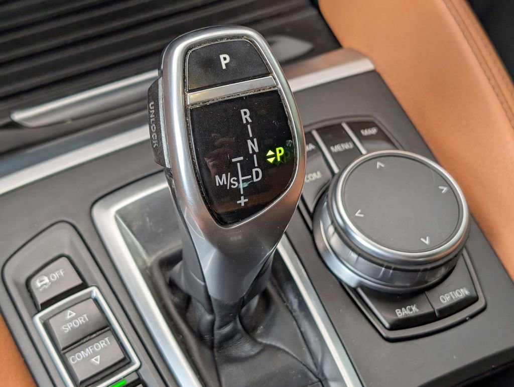 Used 2019 BMW X6 xDrive35i w/ M Sport Package AWD/4WD image 30