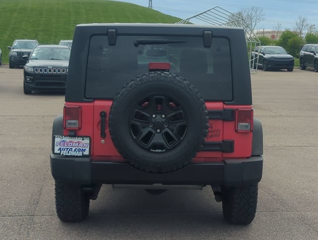 Used 2016 Jeep Wrangler Sport AWD/4WD image 4
