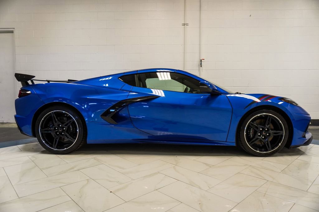 Used 2023 Chevrolet Corvette Stingray Preferred Cpe w/ Z51 Performance Package RWD image 31