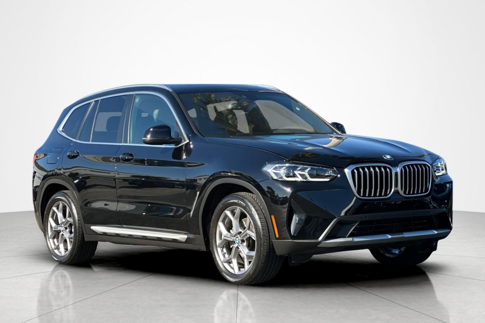 Used 2024 BMW X3 sDrive30i w/ Convenience Package RWD image 7