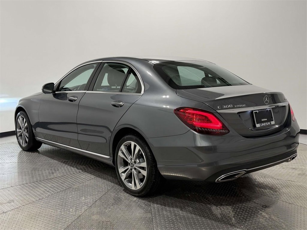 Used 2020 Mercedes-Benz C 300 4MATIC Sedan image 4