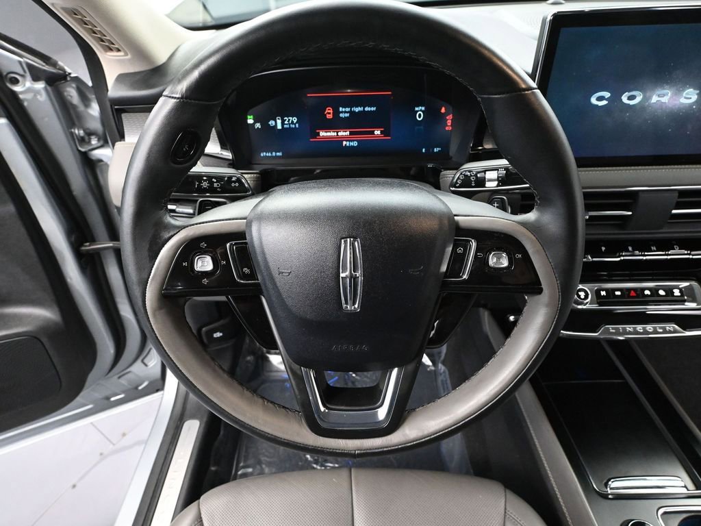 Used 2024 Lincoln Corsair Reserve image 24