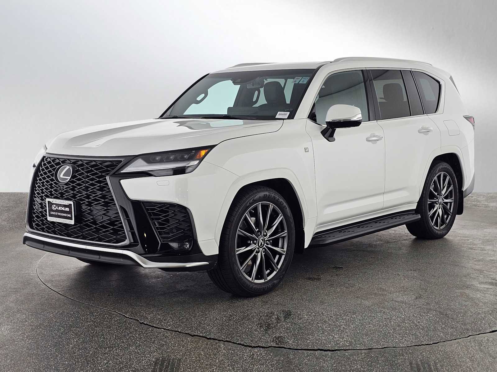 Used 2023 Lexus LX 600 F Sport w/ Accessory Package (Z1) image 7