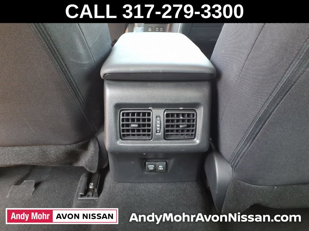Used 2025 Toyota Camry LE FWD image 40