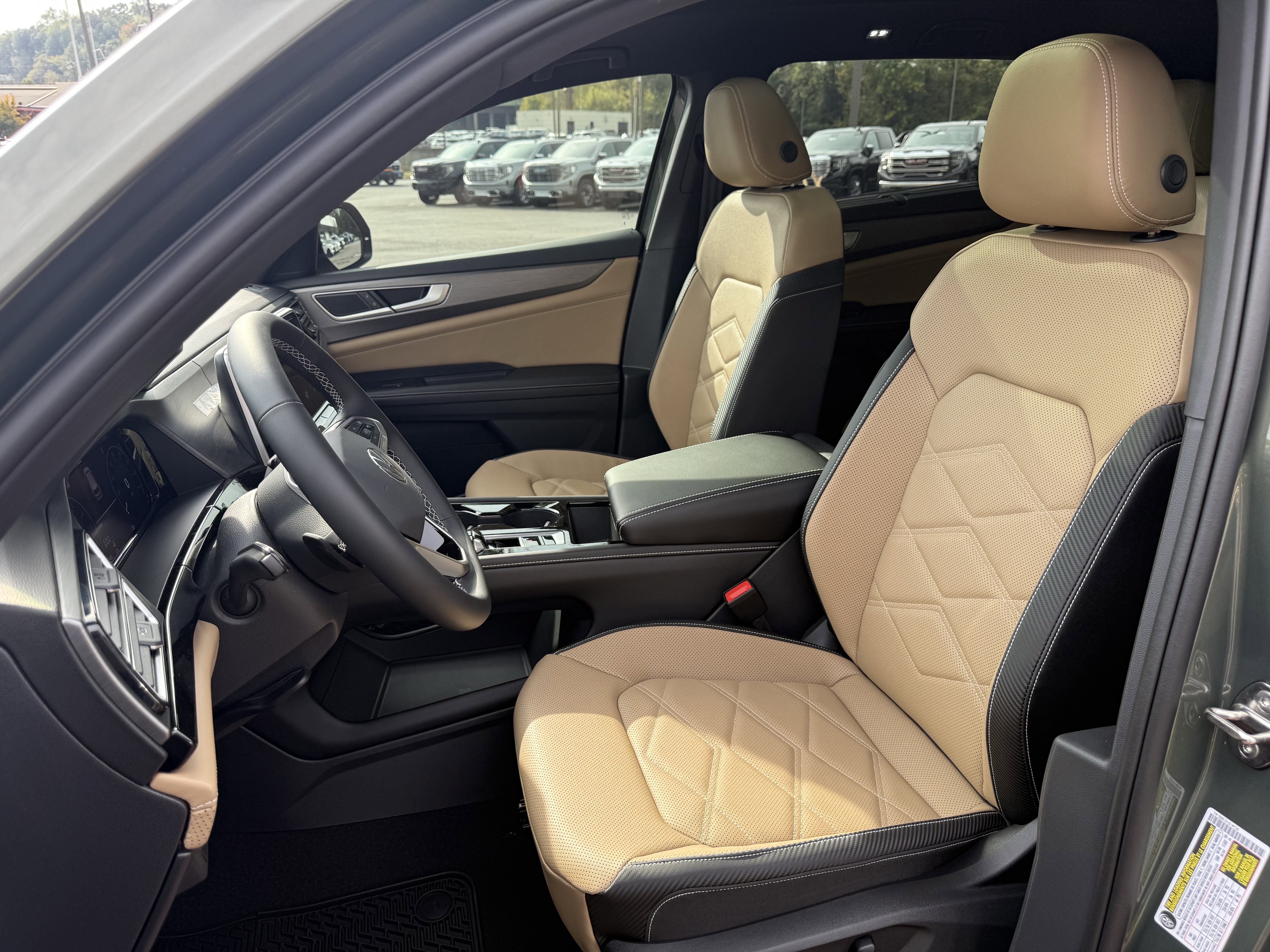 New 2026 Volkswagen Atlas Cross Sport SE image 16