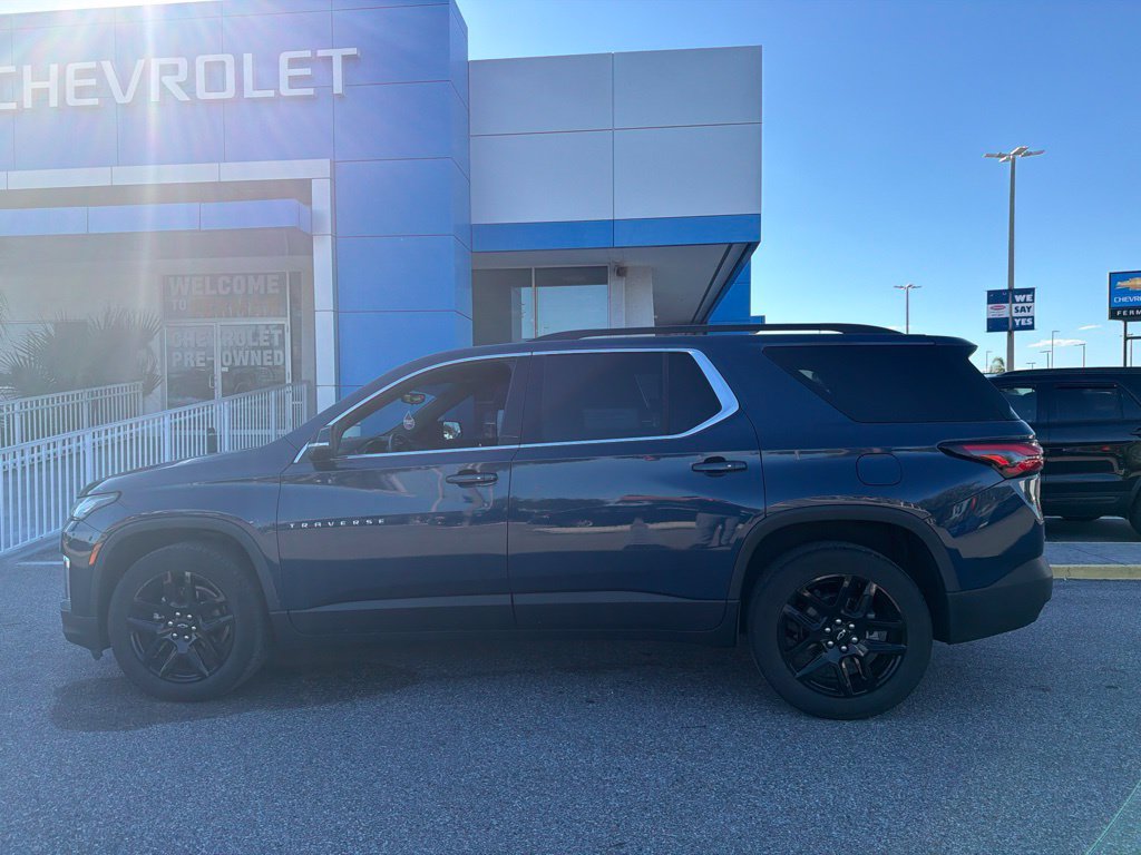 Used 2022 Chevrolet Traverse LT FWD image 5