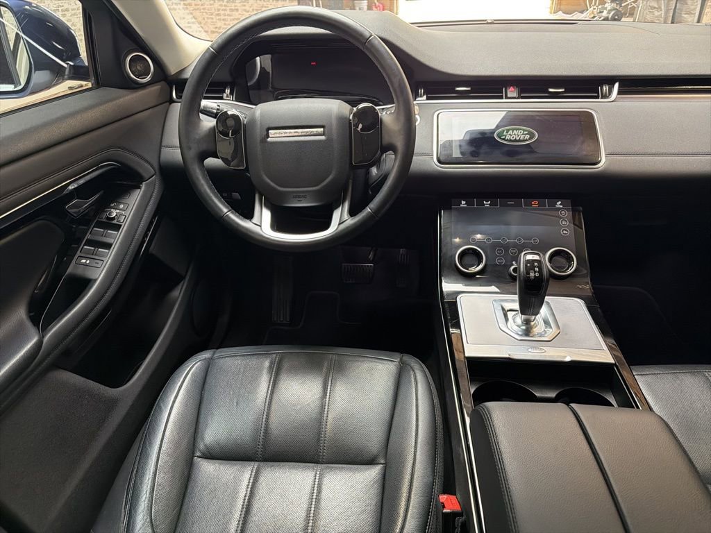 Used 2020 Land Rover Range Rover Evoque SE AWD/4WD image 13