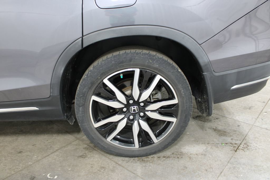 Used 2020 Honda Pilot Touring image 40