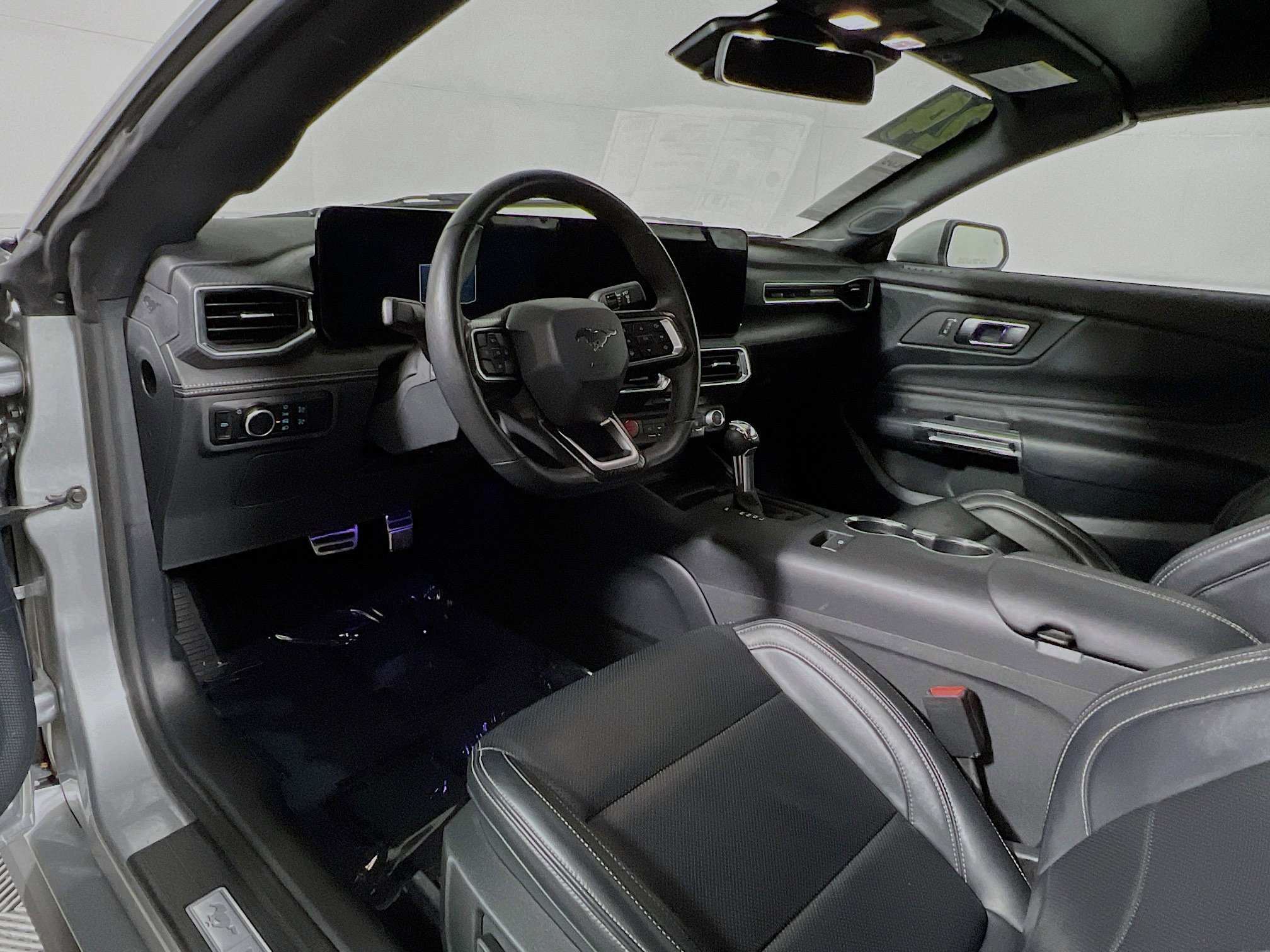 Used 2024 Ford Mustang Premium image 30