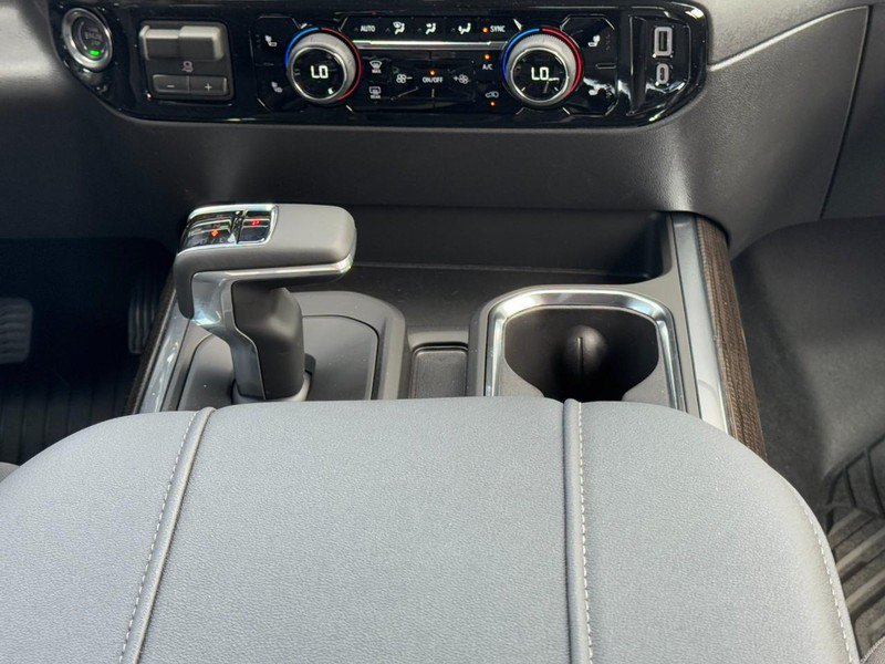 New 2026 Chevrolet Silverado 1500 LT Trail Boss w/ Convenience Package II AWD/4WD image 10