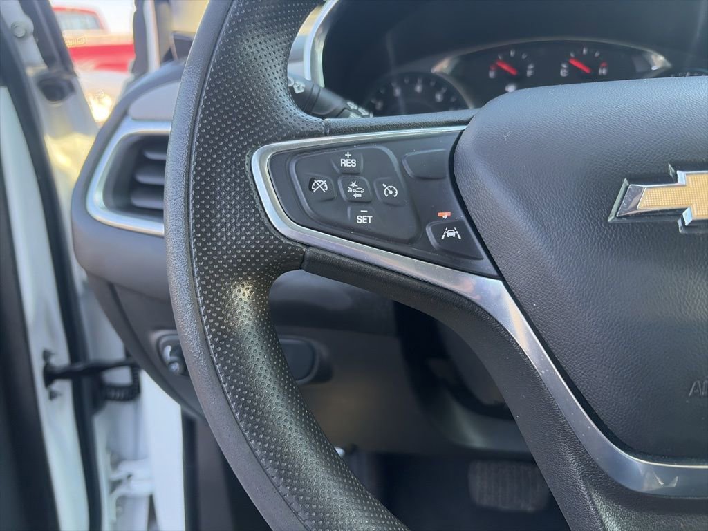 Used 2023 Chevrolet Equinox LT image 17