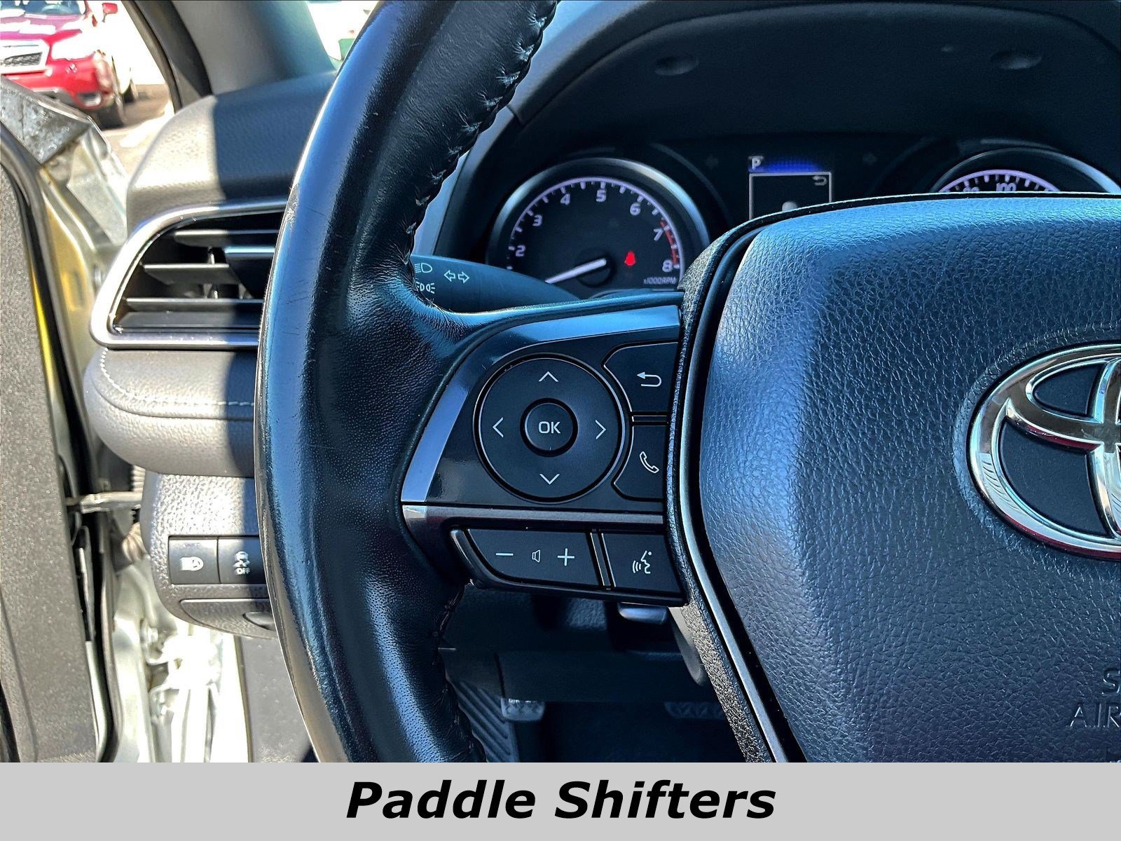Used 2023 Toyota Camry SE FWD image 10