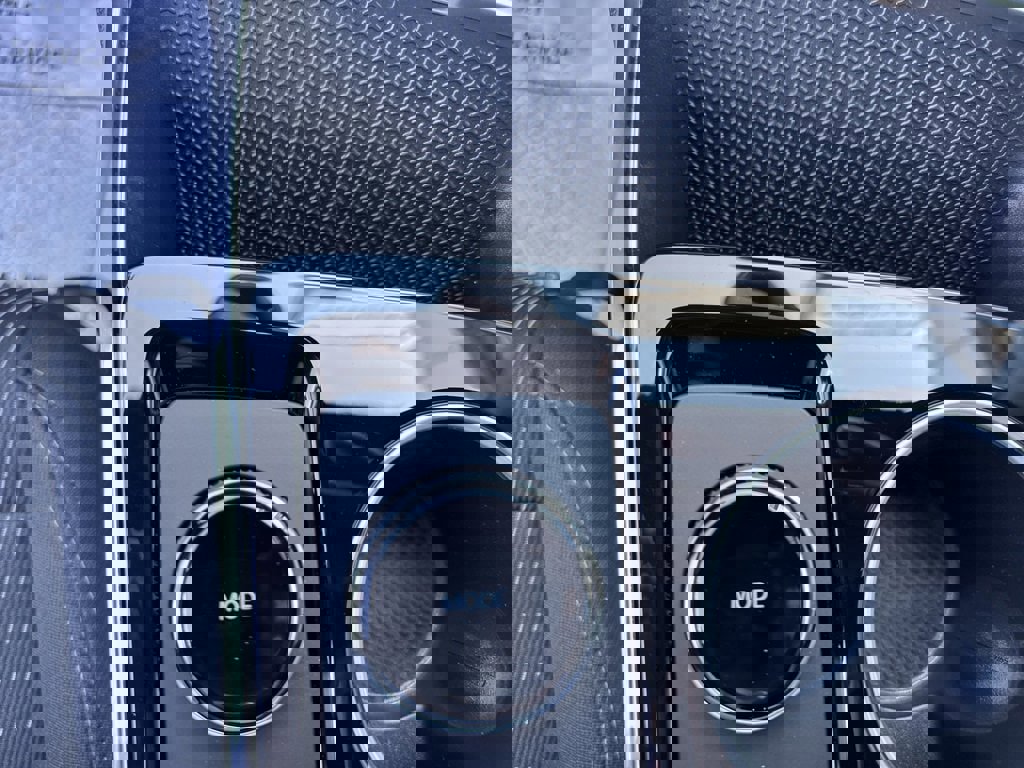 New 2026 Chevrolet Equinox LT image 9