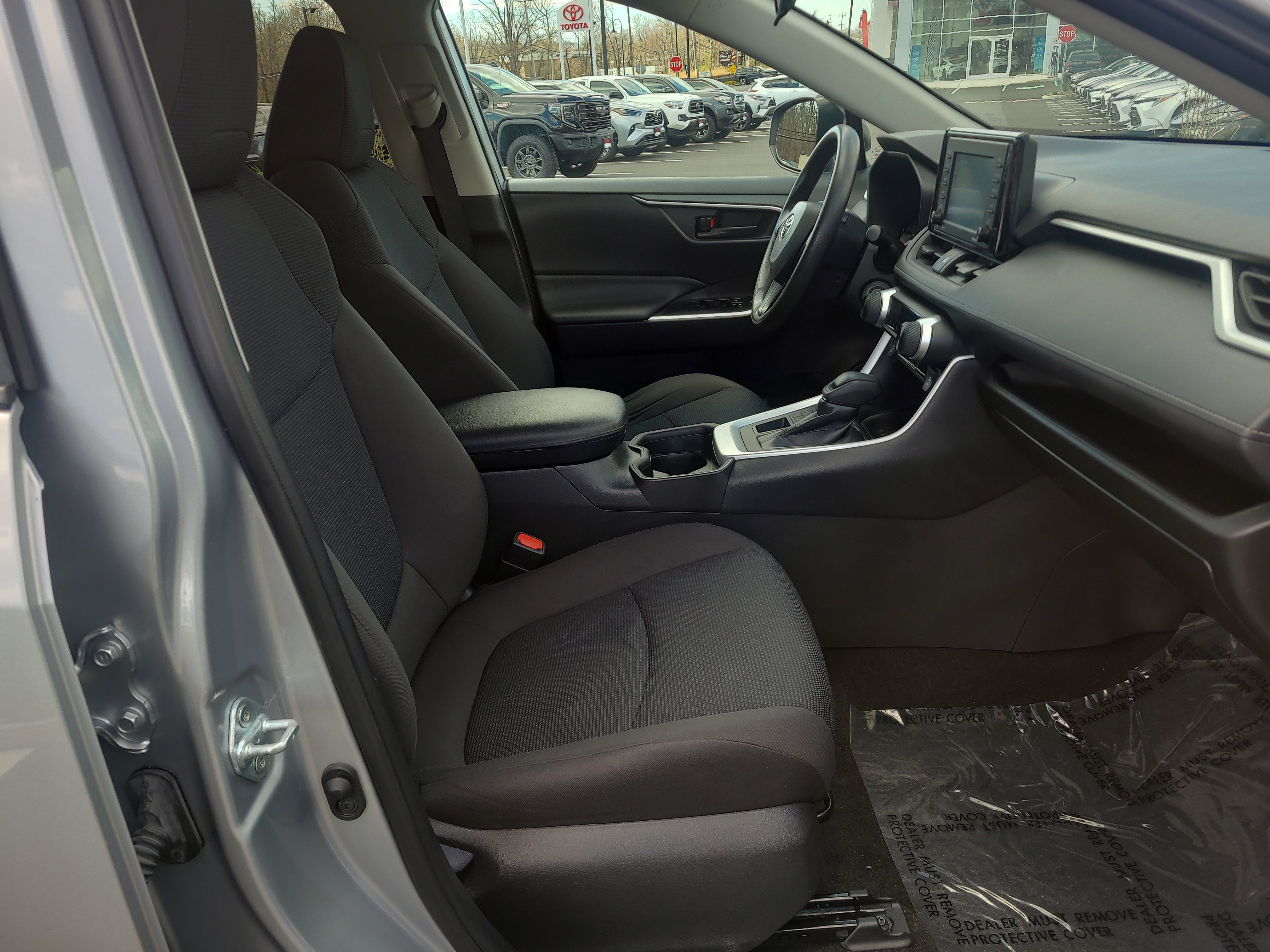 Certified 2021 Toyota RAV4 LE image 17