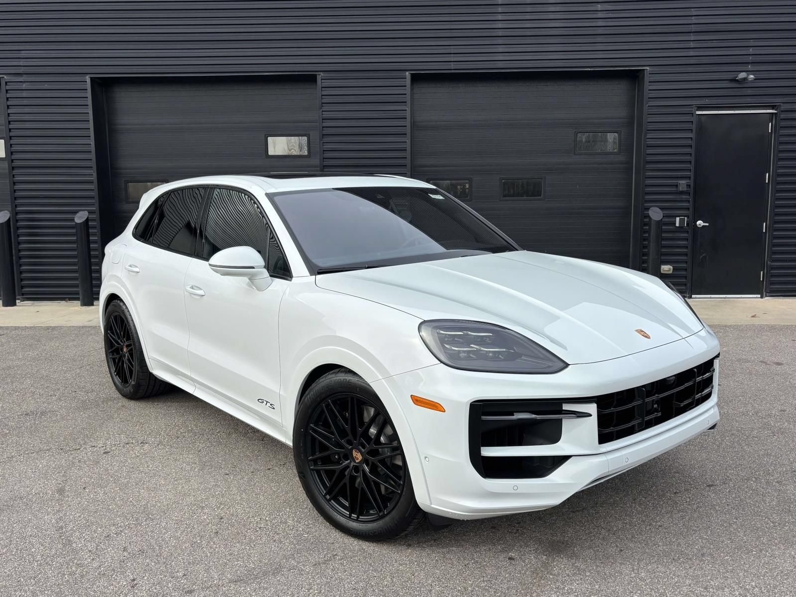 New 2026 Porsche Cayenne GTS AWD/4WD image 12