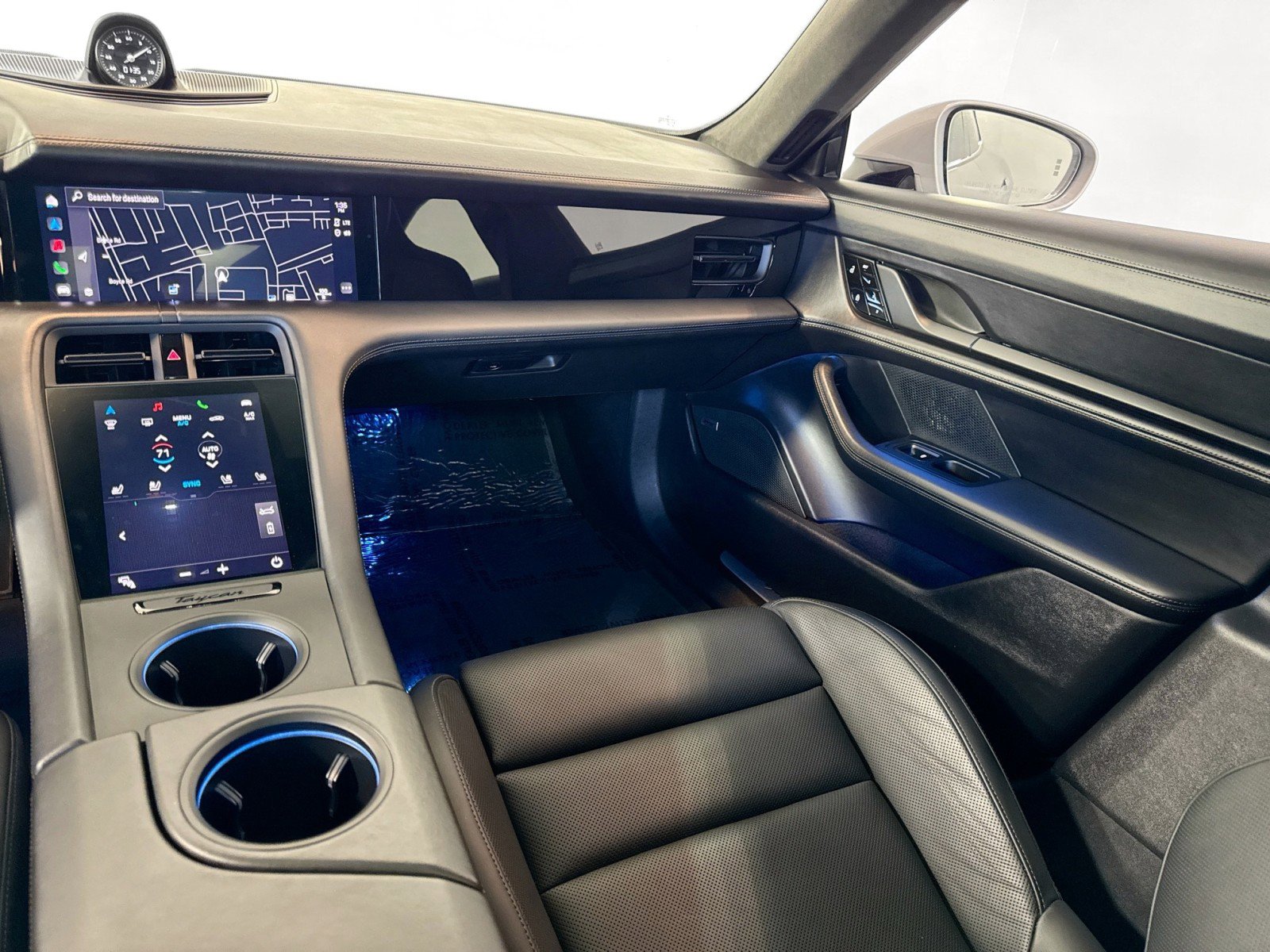 Certified 2021 Porsche Taycan Turbo image 21