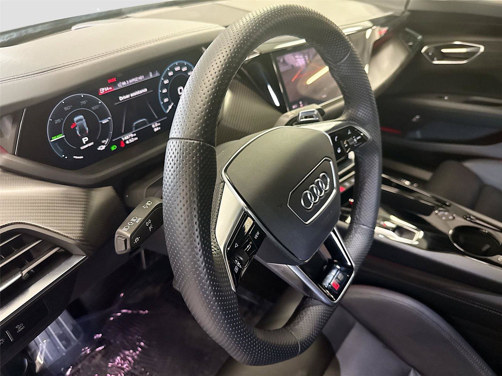 Used 2023 Audi RS e-tron GT w/ Carbon Performance Package AWD/4WD image 9