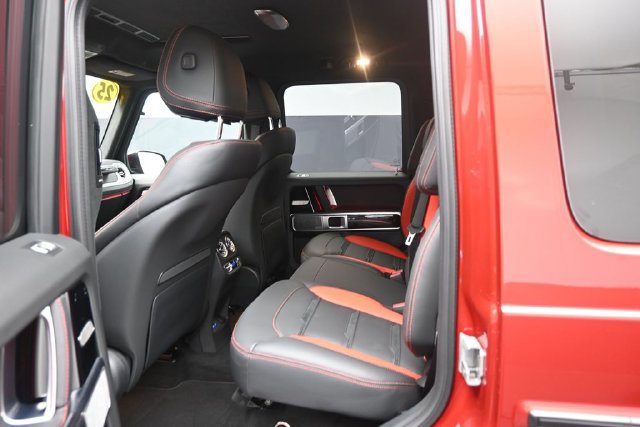 Used 2025 Mercedes-Benz G 63 AMG 4MATIC w/ AMG Night Package Plus image 26