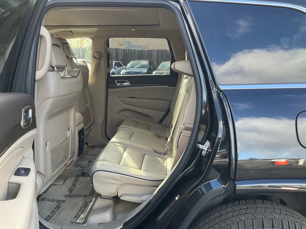 Used 2016 Jeep Grand Cherokee Overland image 7