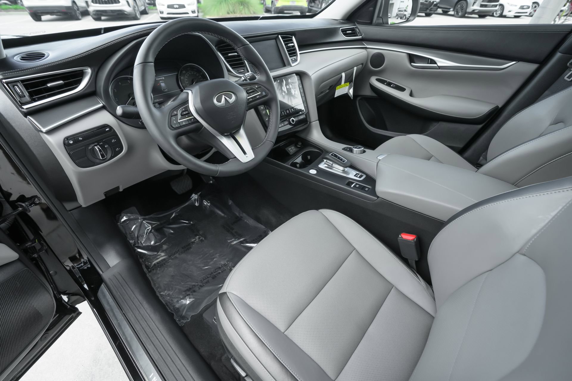 Used 2025 INFINITI QX50 Luxe image 5