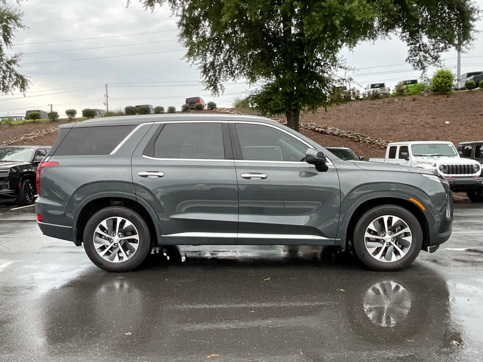 Used 2022 Hyundai Palisade SEL FWD image 6