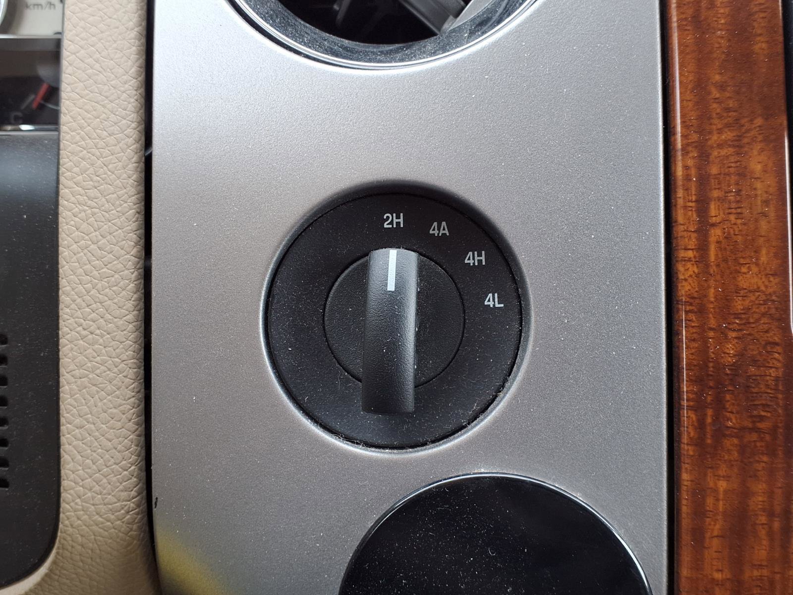 Used 2010 Ford Expedition Eddie Bauer image 19