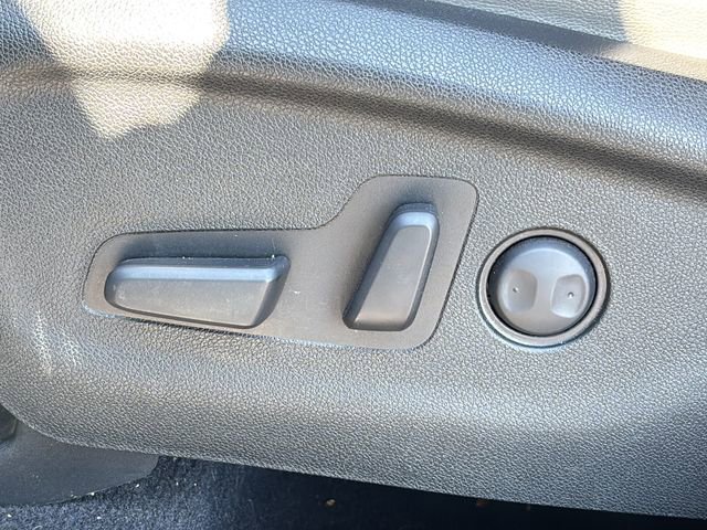 Used 2016 Kia Sorento EX w/ EX Touring Package image 12