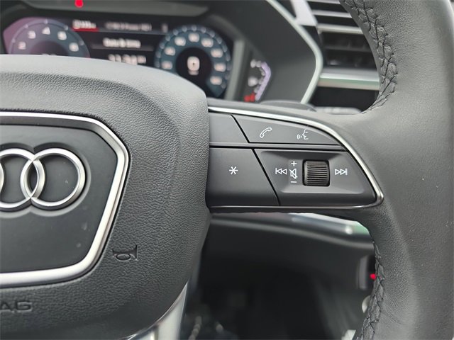 Used 2025 Audi Q3 2.0T Premium w/ Convenience Package image 21